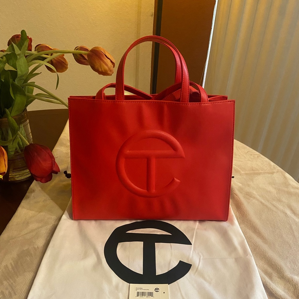 🔥AUTHENTIC 🔥TELFAR MEDIUM SHOPPING BAG🔥 RED VEGAN LEATHER🔥 NEW🔥